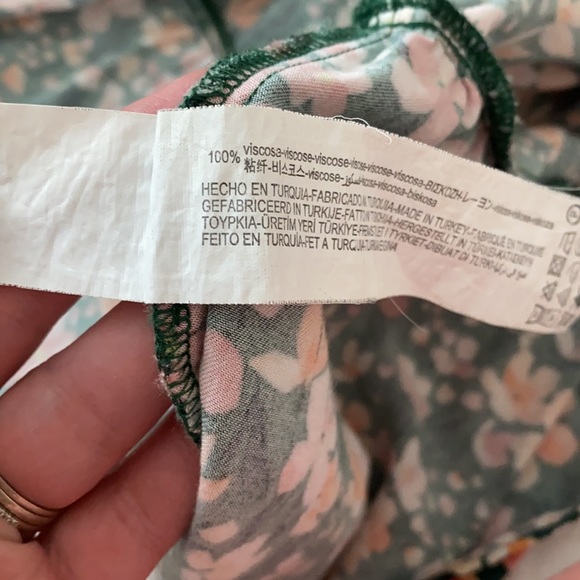 Zara viscose green floral midi dress - Picture 7 of 7